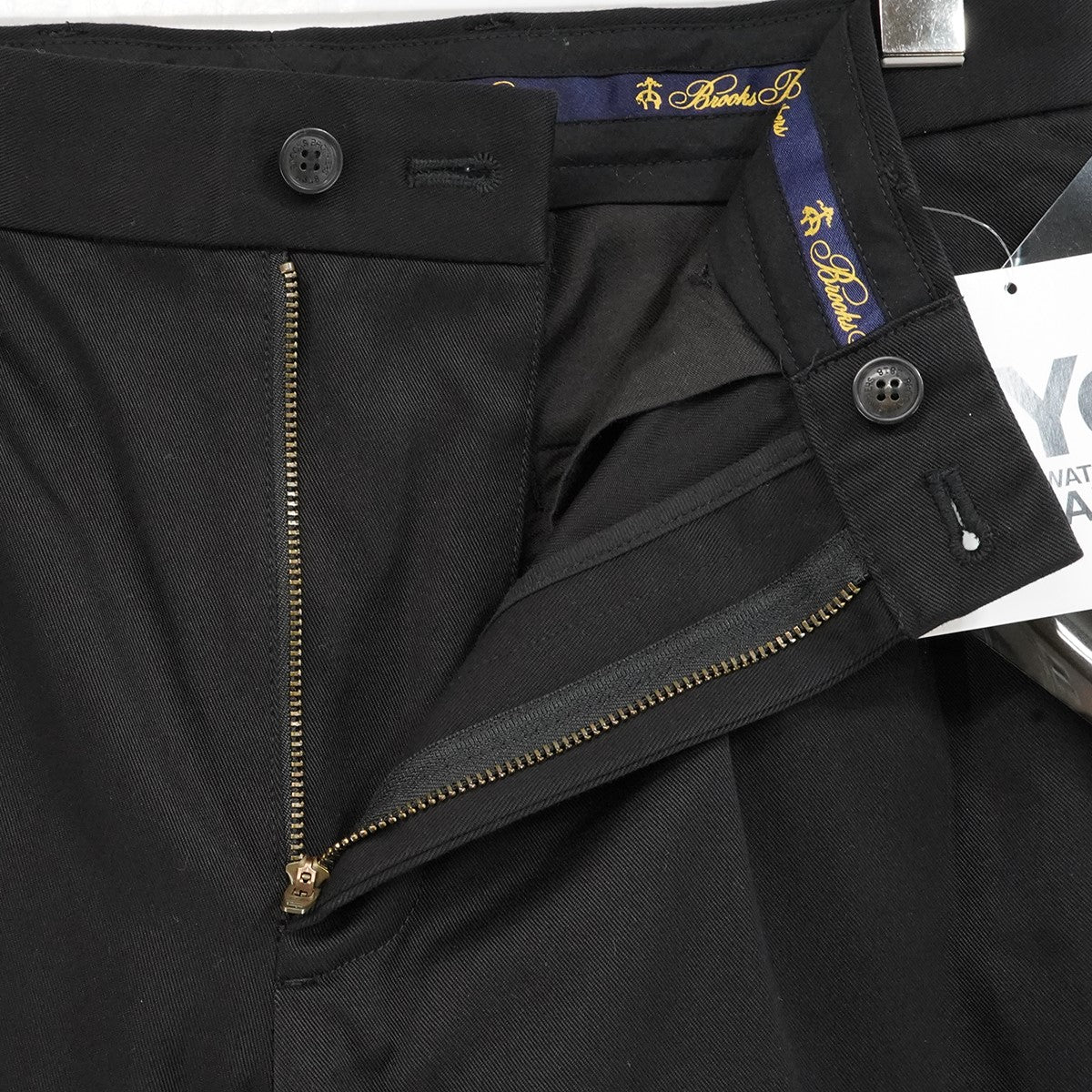 23SS × BROOKS BROTHERS チノ トラウザーツータック ウエスト ロゴテープ ワイド スラックス パンツ