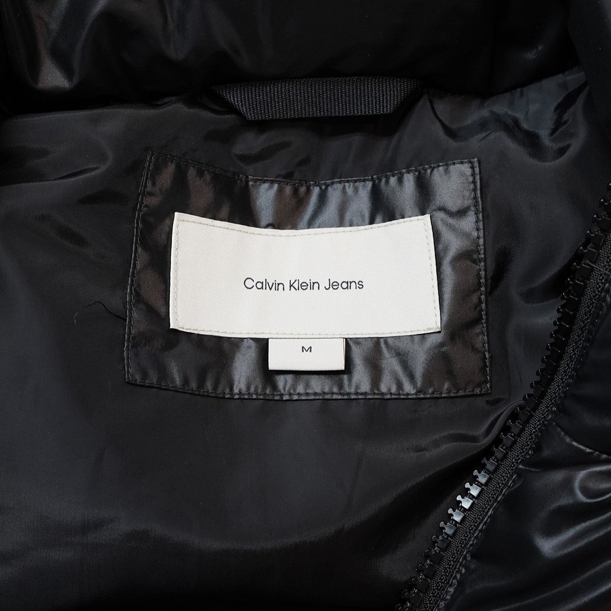 Glossy Down Vest ロゴ グロッシー ダウン ベスト
