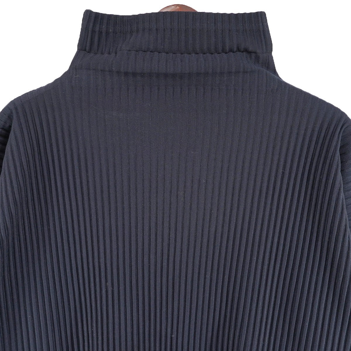 HOMME PLISSE ISSEY MIYAKE 25AW BASICS ハイネック プリーツ ロングスリーブ 長袖 Tシャツ ロンT 古着・中古-3枚目のアイテム画像