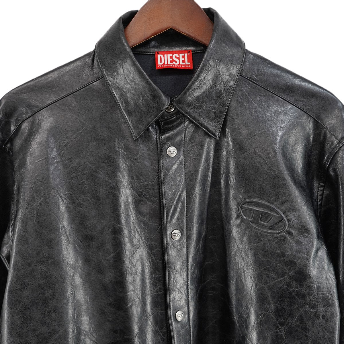 DIESEL by Glenn Martens 26SS S-SIMPLY-QMBU加工 Dロゴ フェイクレザー シャツ 古着・中古-3枚目のアイテム画像