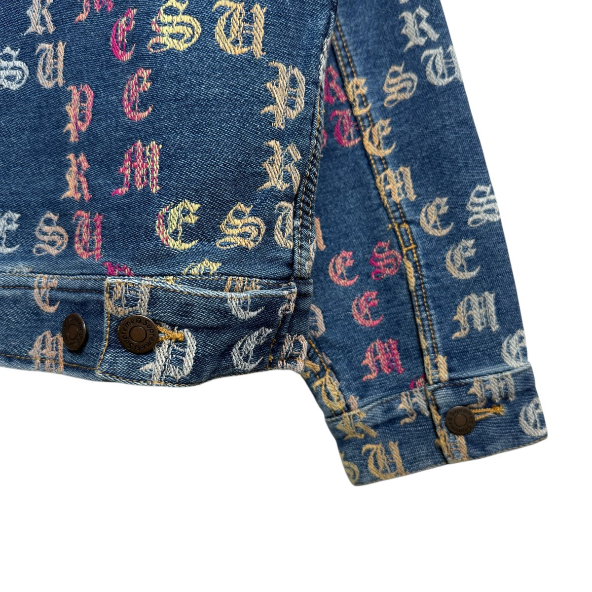 シュプリームの22SS／ Gradient Jacquard Denim Work Jacket デニムジャケットです。 Supreme 古着・中古 アウター アイテム