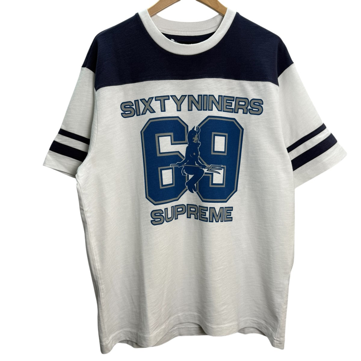 Supreme×Hysteric Glamour 24AW/69 Football Topヒステリック Supreme×Hysteric Glamour 24AW/69 Football Topヒステリック