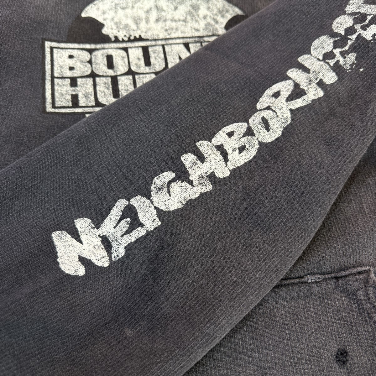 異色の共演。【Neighborhood】x Bounty Hunter サベージパーカー NH X BOUNTY HUNTER . SAVAGE SWEAT HOODIE LS
