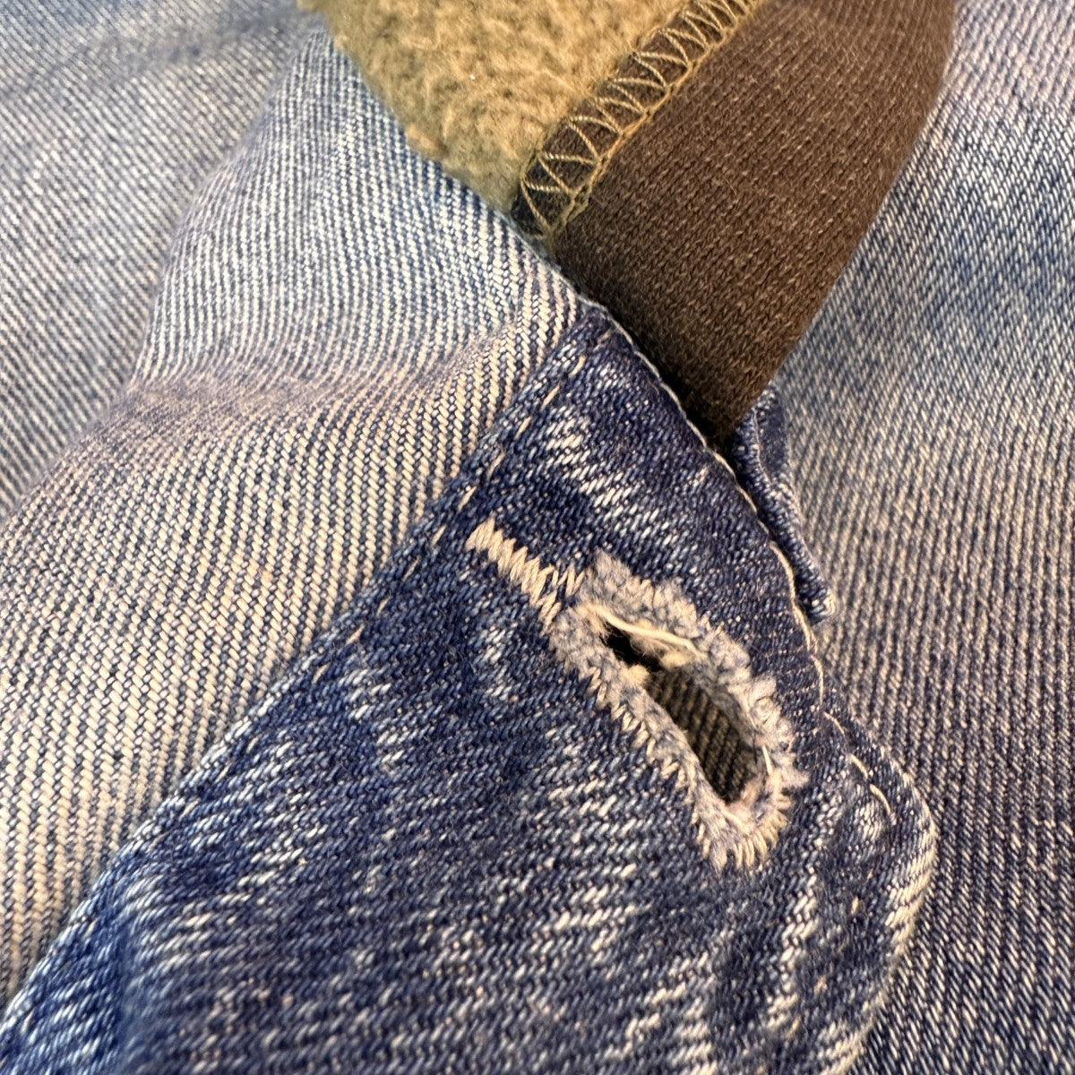 SUPREME シュプリーム　24SS　ナイロンチョアコート S Supreme Nylon Chore Coat (SS24) - $188