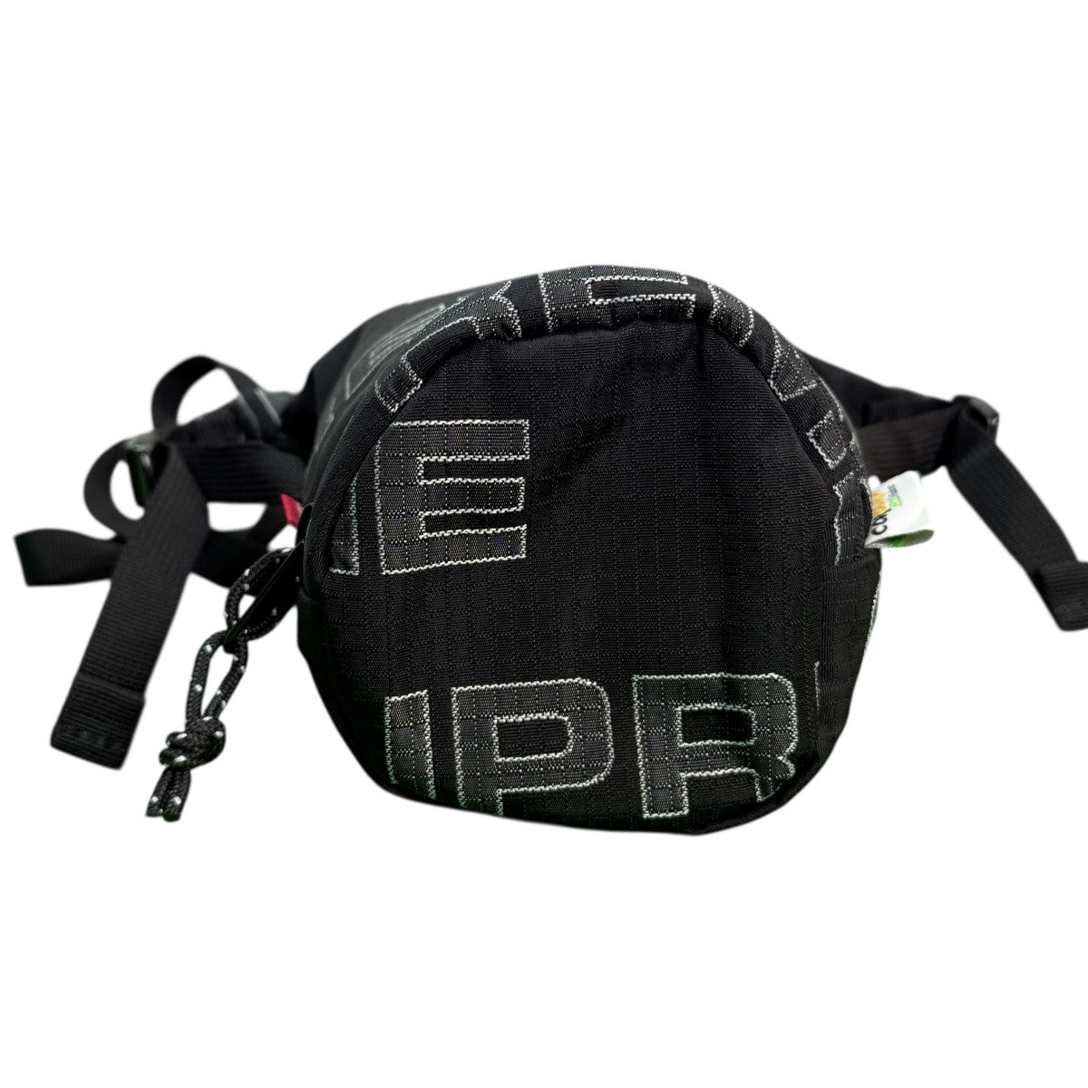 【 美品 】22SS Supreme ネックポーチ オリーブ 美品 】22SS Supreme ネックポーチ オリーブ - メルカリ