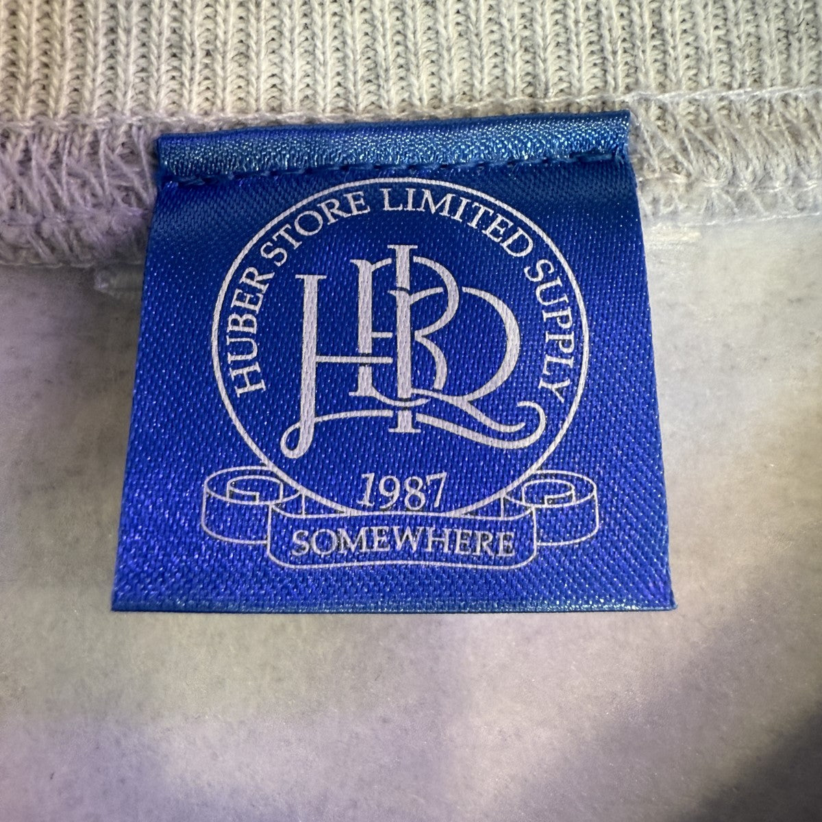 HuberStore(ヒューバーストア) 25SS/Printer Logo Crewneck Sweatshirt