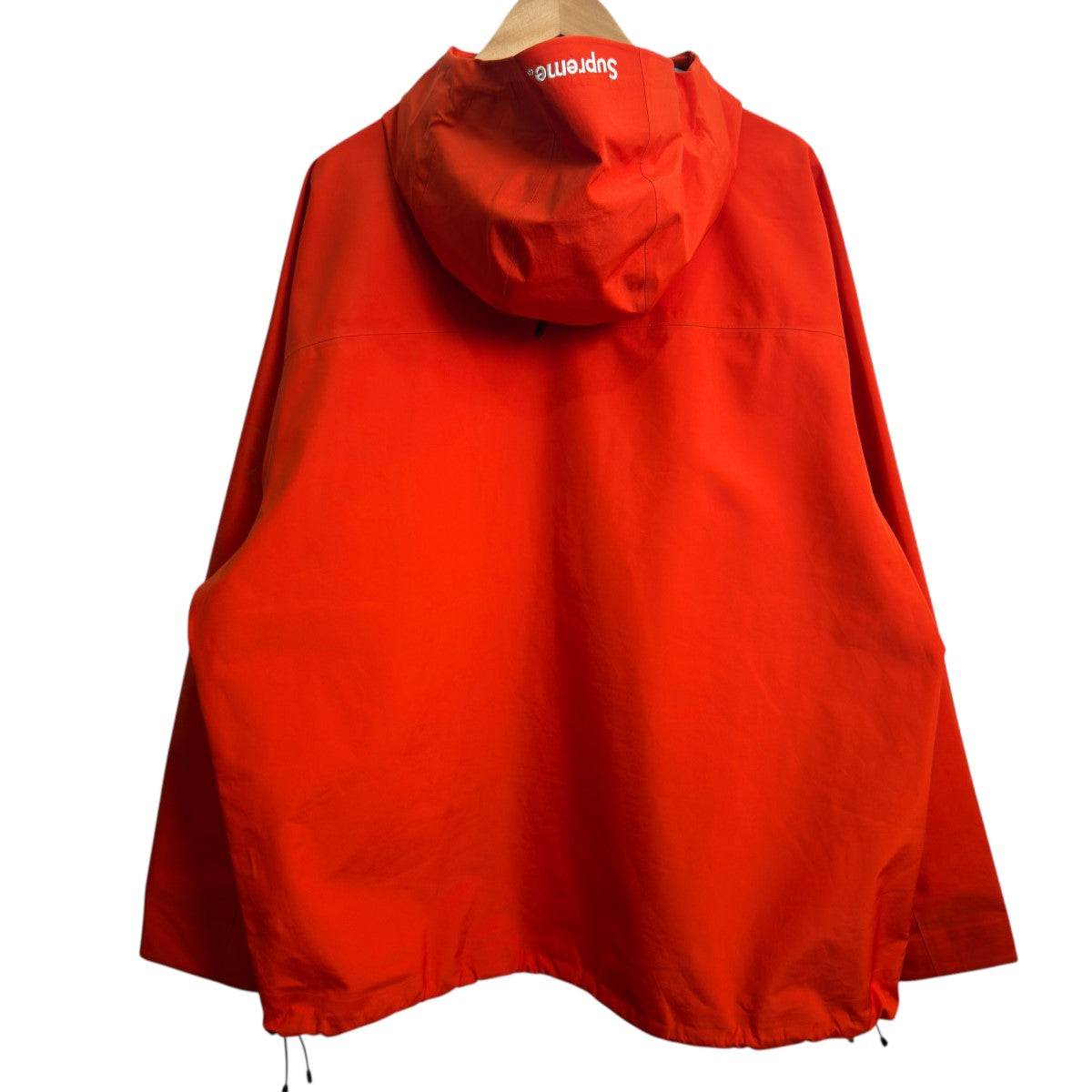 Supreme 24SS/GORE-TEX Taped Seam Shell Jacket／ゴアテックス テープシームシェルジャケットweek6 古着・中古-2枚目のアイテム画像
