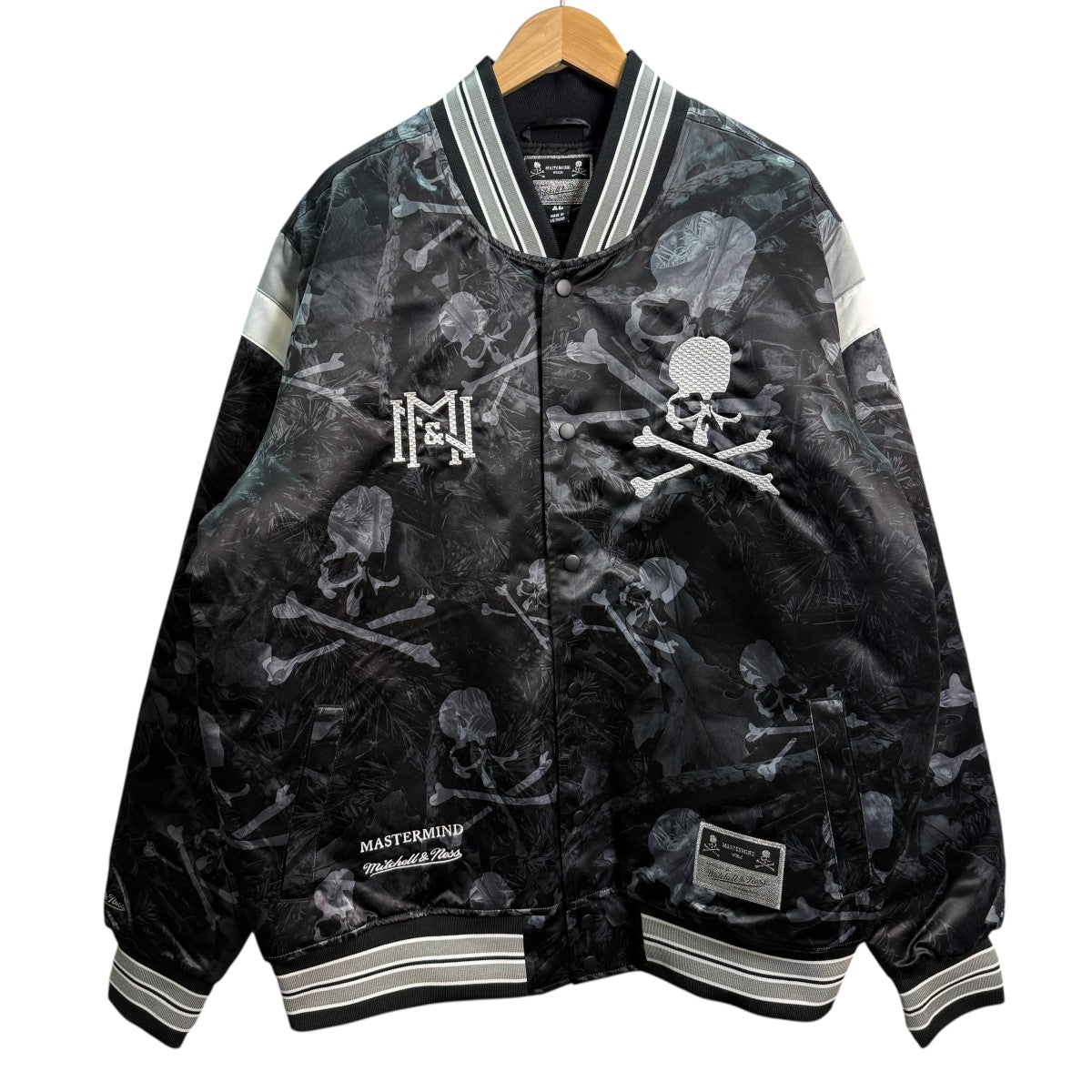 Mastermind WORLD×MITCHELL ＆ NESS 25AW/PRINT SATIN JACKET／サテンジャケットMN-A25-J300-C16 古着・中古-1枚目のアイテム画像