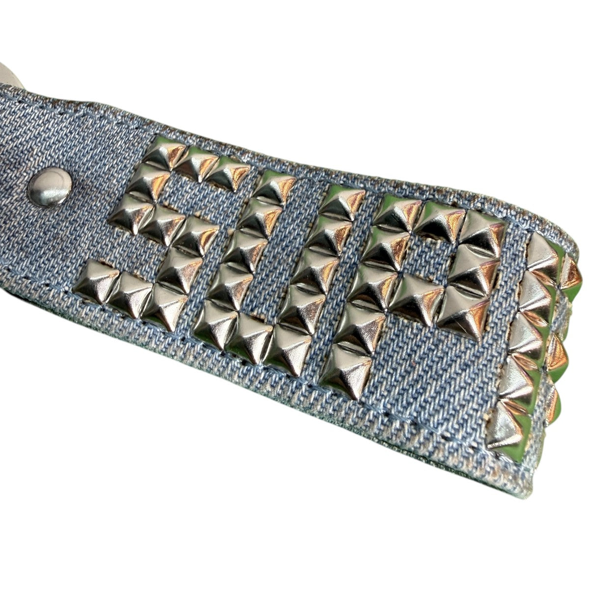 アクセサリー Supreme HTC Studded Keychain 中古・古着通販】SUPREME (シュプリーム) htc (エイチティーシー