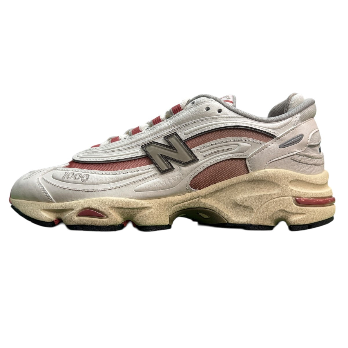NEW BALANCE M1000 シー ソルトOff White／Gradient Red／日本未発売 M1000 スニーカー/M1000CB 古着・中古-1枚目のアイテム画像