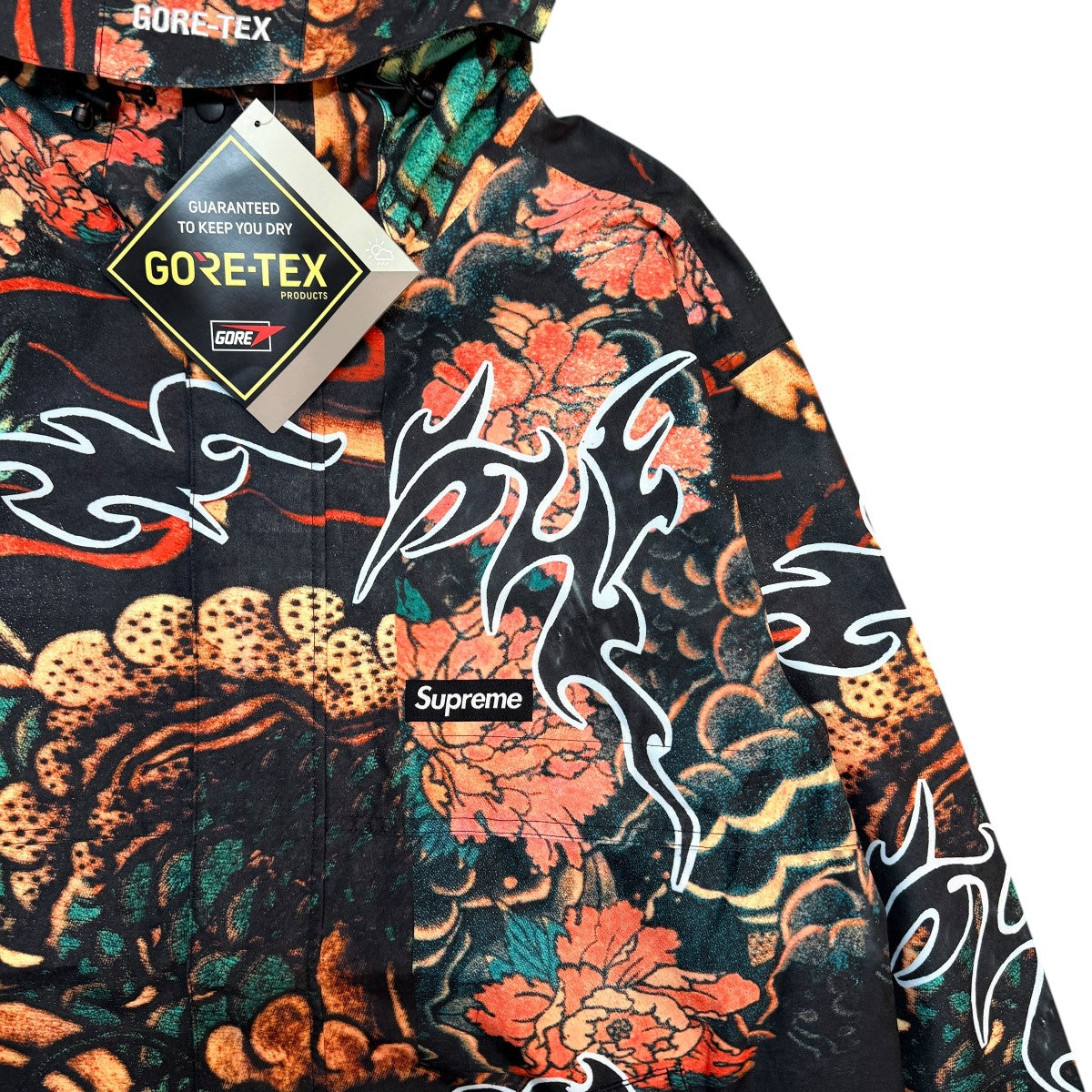 Supreme(シュプリーム) 22SS/Sacred Heart GORE-TEX Shell Jacket