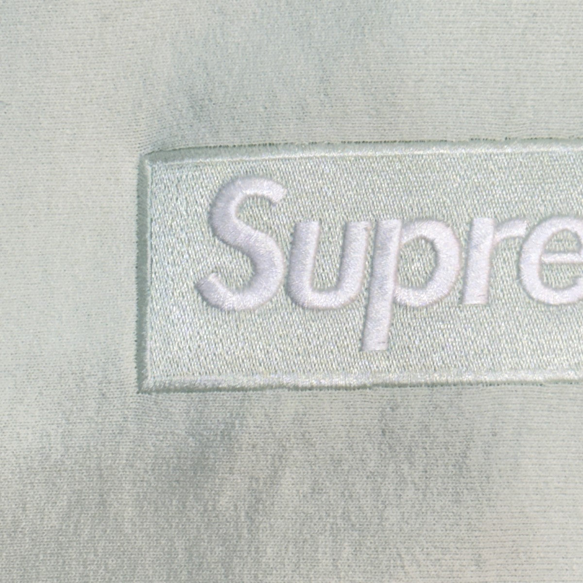 Supreme 23AW/Box Logo Hooded Sweatshirt／ボックスロゴスウェットパーカー/カナダ製 古着・中古-3枚目のアイテム画像