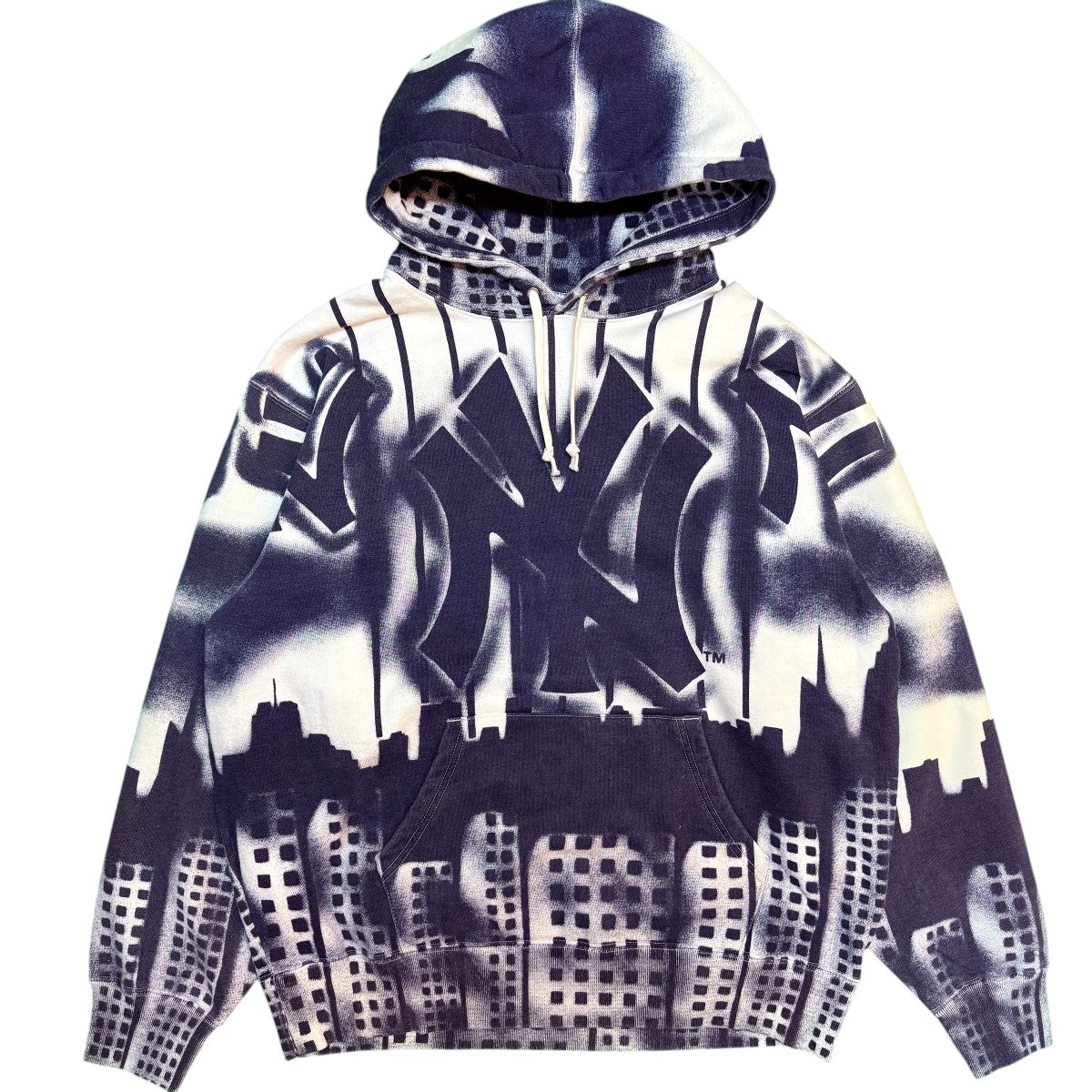 Supreme 21AW/New York Yankees Airbrush Hooded Sweatshirt／ニューヨークヤンキース エアブラシスウェットパーカー/中国製 古着・中古-1枚目のアイテム画像