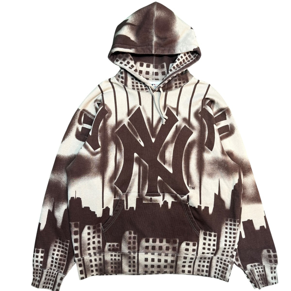 Supreme 21AW/New York Yankees Airbrush Hooded Sweatshirt Clay／ニューヨークヤンキース エアブラシスウェットパーカー/中国製 古着・中古-1枚目のアイテム画像