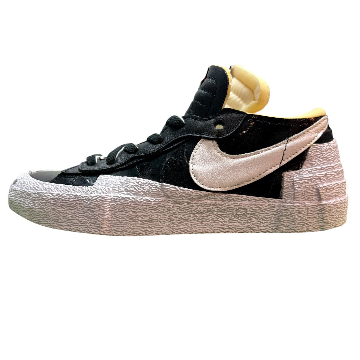 NIKE×sacai 22SS/Nike Blazer Low Black Patent Leather／Black Patent Leather／ブレーザー ロースニーカー/DM6443-001 古着・中古-1枚目のアイテム画像