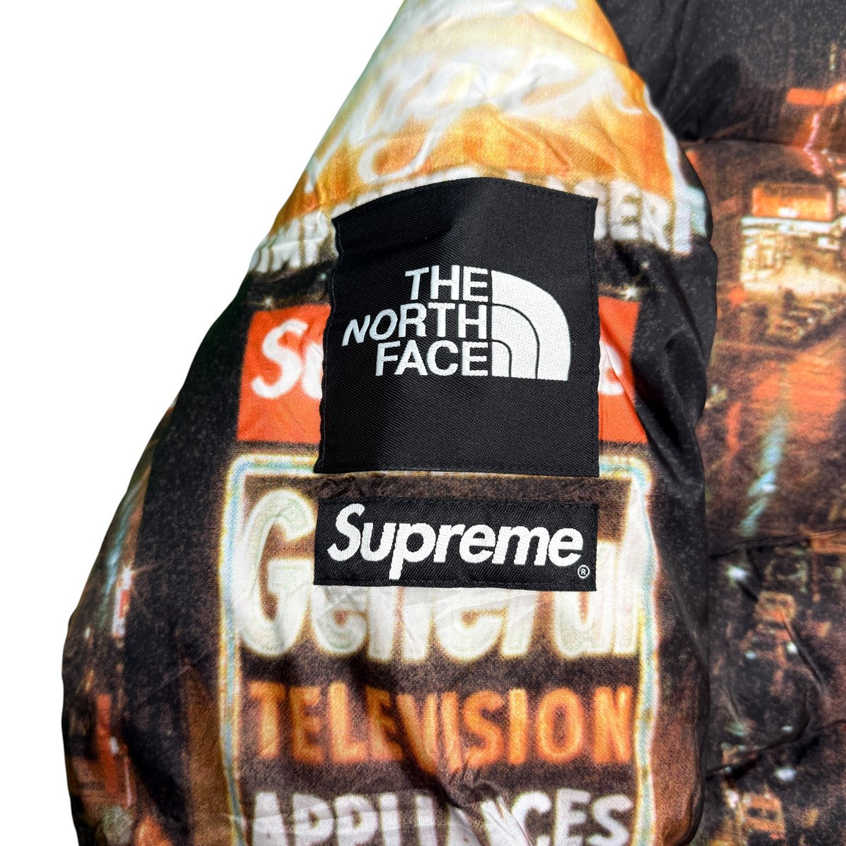 22AW/800-Fill Half Zip Hooded Pullover／Times Square800フィルハーフジップフードプルオーバーダウンジャケット/ND52205I