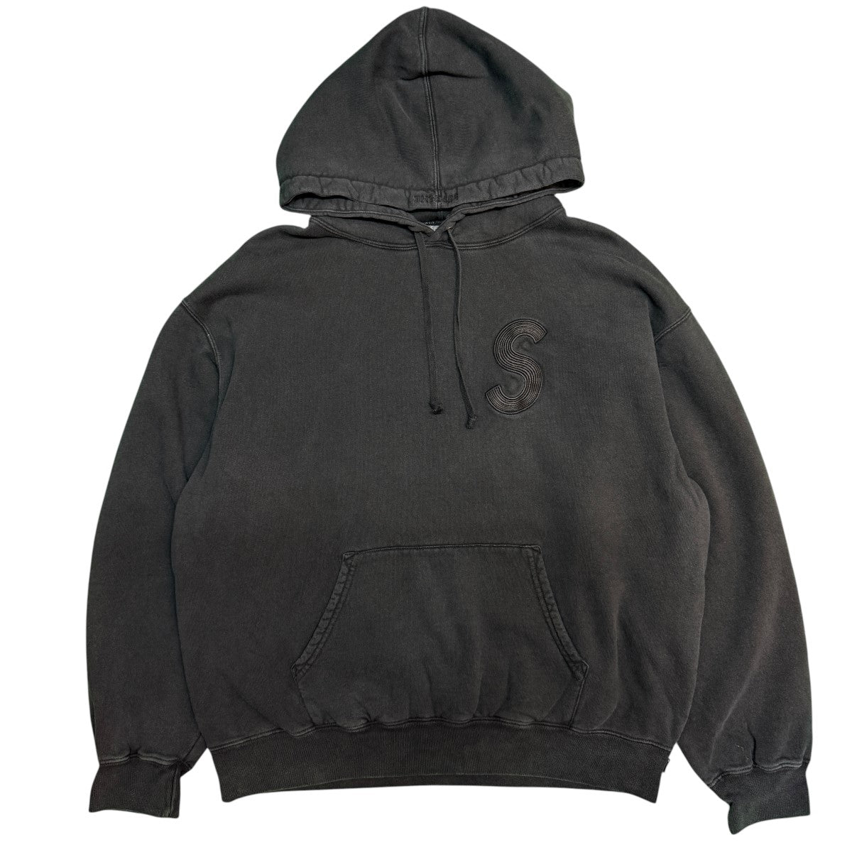 Supreme 23SS/Overdyed S Logo Hooded Sweatshirt／オーバーダイSロゴスウェットパーカー/カナダ製 古着・中古-1枚目のアイテム画像