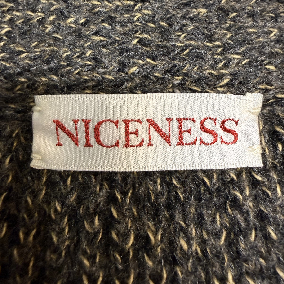 25AW/B．BILLIE WOOL CHAMBRAY MECHANICAL BEACH SWEATER／ビービリーVネックニット/NN-3403K16