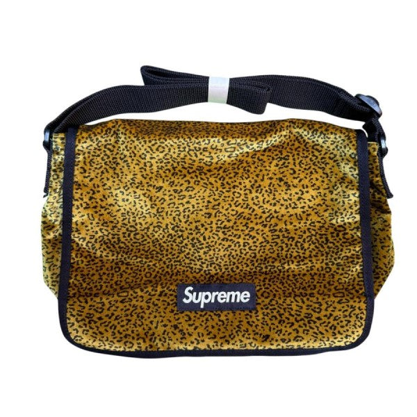 Supreme 25AW/Velvet Small Messenger Bag／Tan Reopard／ベルベットスモールメッセンジャーバッグ 古着・中古-1枚目のアイテム画像