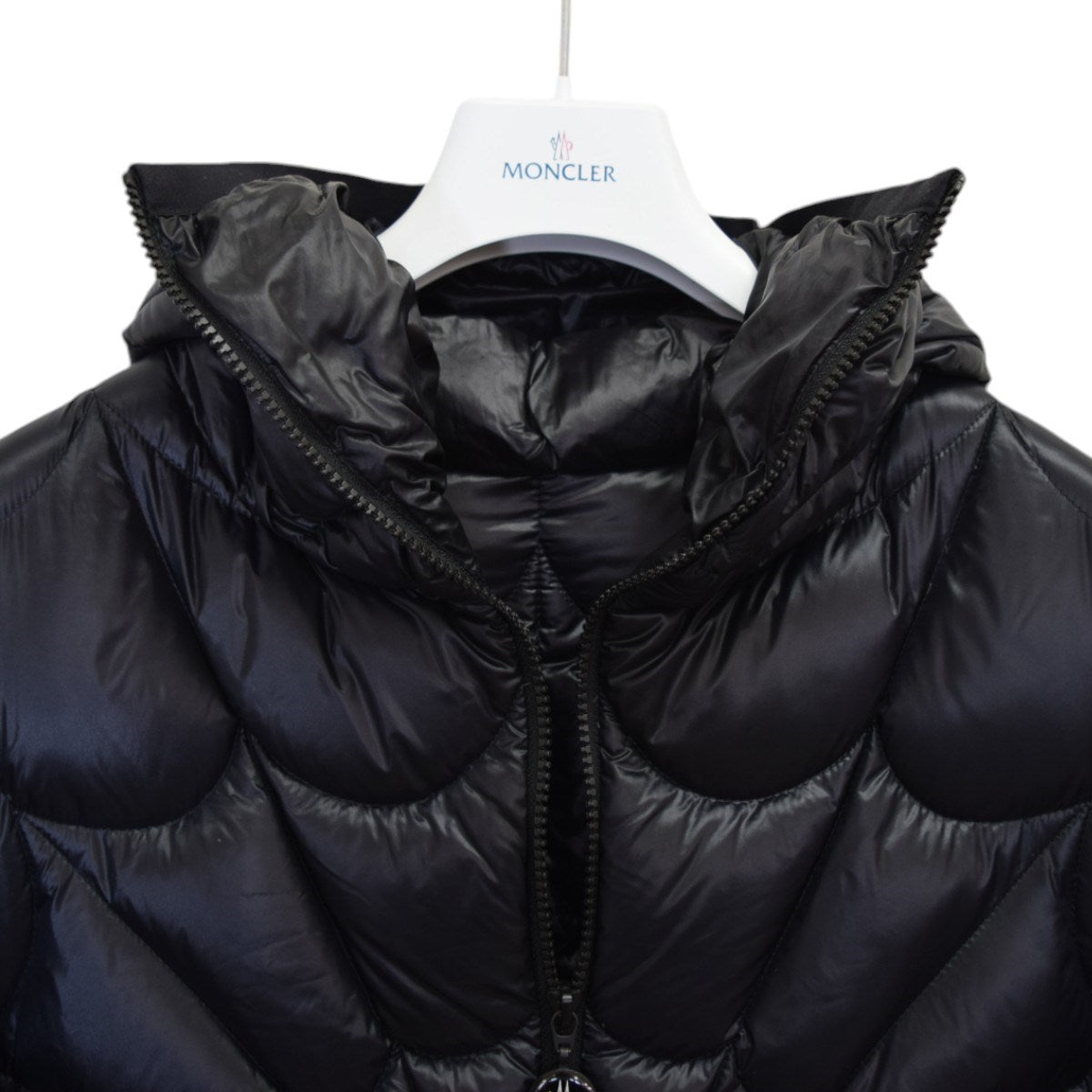 MONCLER×SPIDERMAN(モンクレール×スパイダーマン) VIOLIERダウンジャケット 国内正規品H20911A00104 539AQ