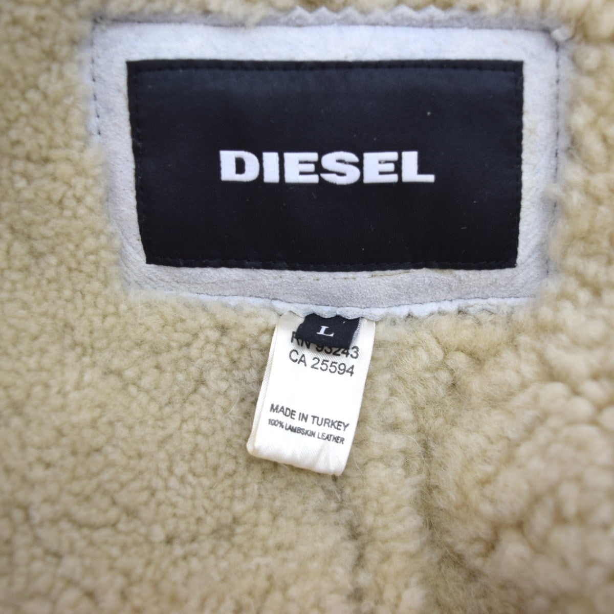 DIESEL ムートンコート ホワイト 冷た