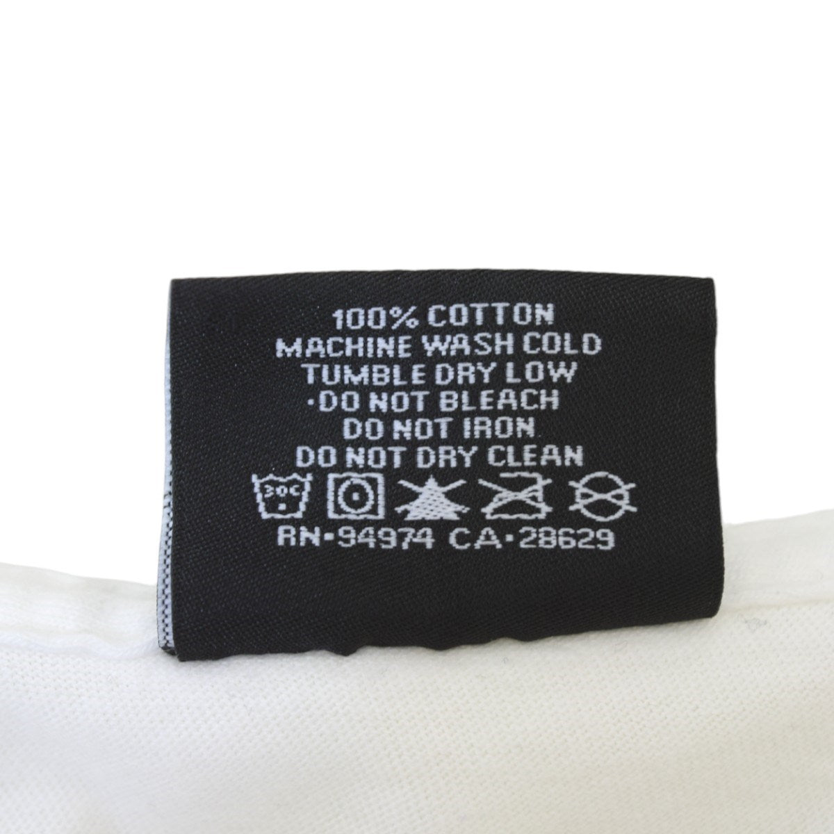 stussy(ステューシー) GUAMロゴ刺繍Tシャツ ホワイト サイズ M｜【公式
