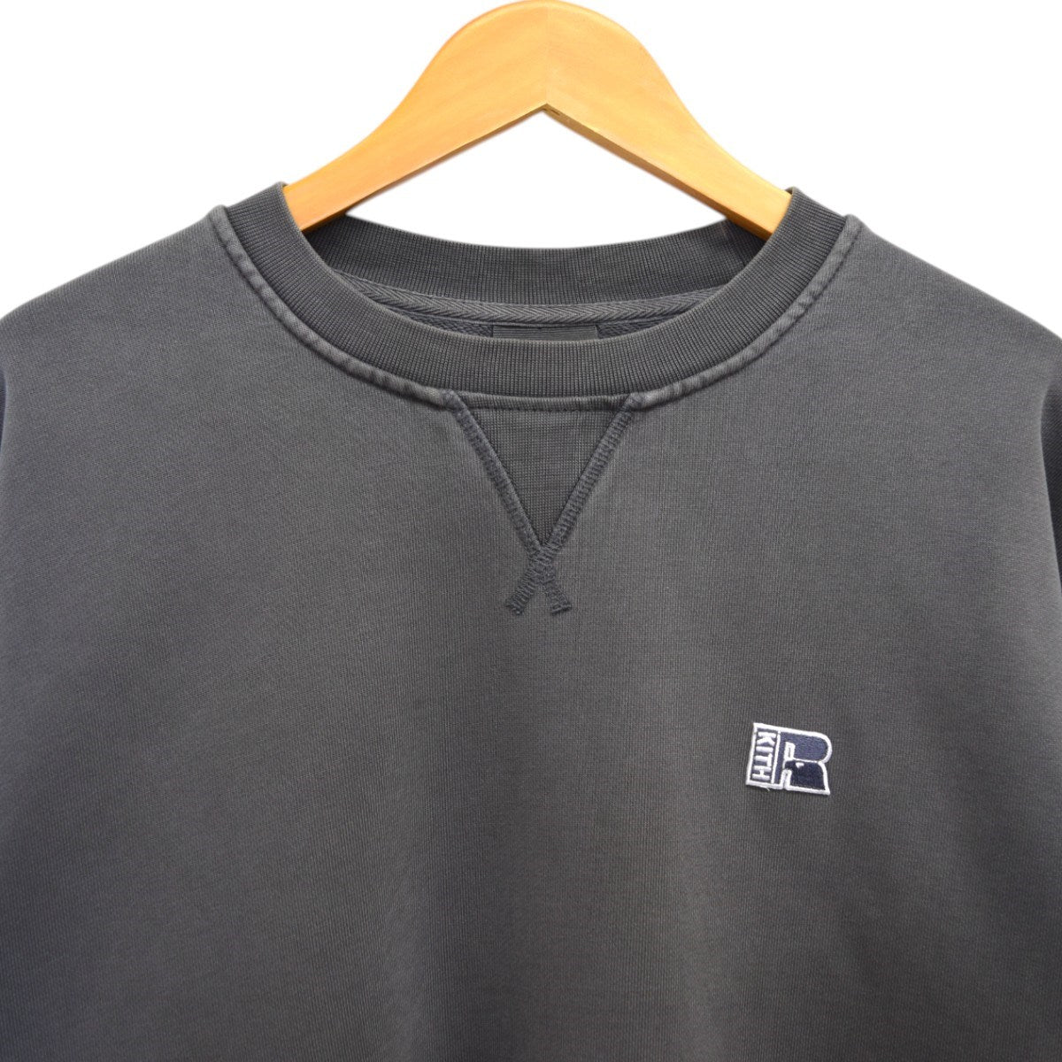 KITH × RUSSELL ATHLETIC クルーネック Kith & Russell Athletic クルーネック（KITH × RUSSELL