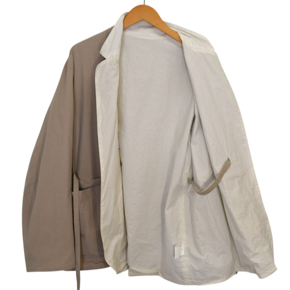 URU(ウル) COLOR PIN WEATHER ／ BUTTONLESS JACKETジャケット