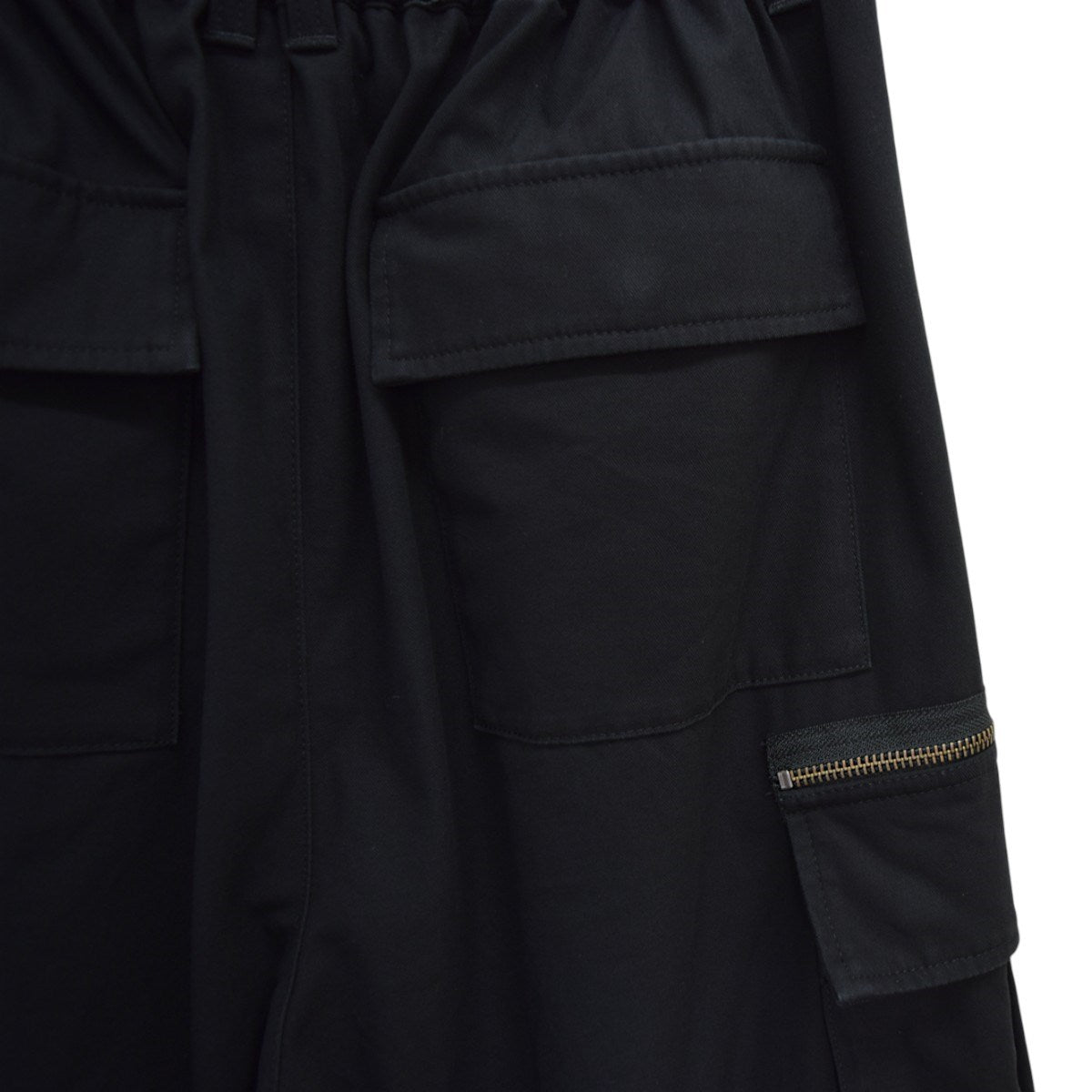 JUHA HIGH TWISTED CARGO PANTS / カーゴパンツ juha（ユハ）の「HIGHTWISTED CARGO PANTS（カーゴパンツ）」 - WEAR