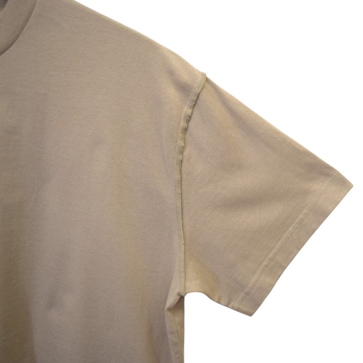 LOUIS VUITTON エンボスLV Tシャツ 2025SSRM251Q DT3 HNY55W 古着・中古-4枚目のアイテム画像