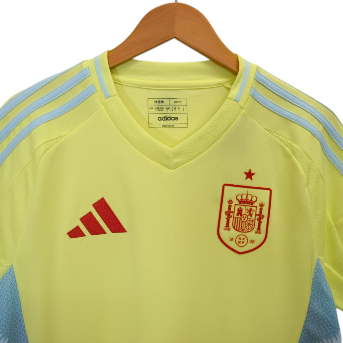 adidas スペイン代表2024 アウェイユニフォームIS9033 古着・中古-3枚目のアイテム画像