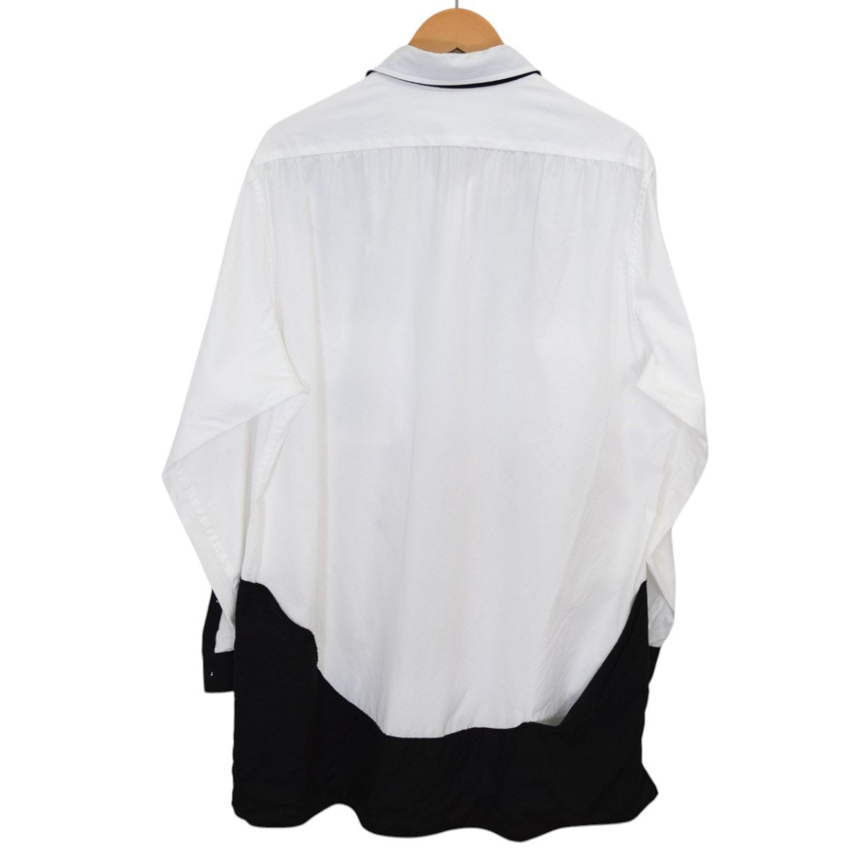 Yohji Yamamoto pour homme 白黒使いスペアカラーBリバーシブルデザインシャツ 2023AWHJ-B73-515 古着・中古-2枚目のアイテム画像