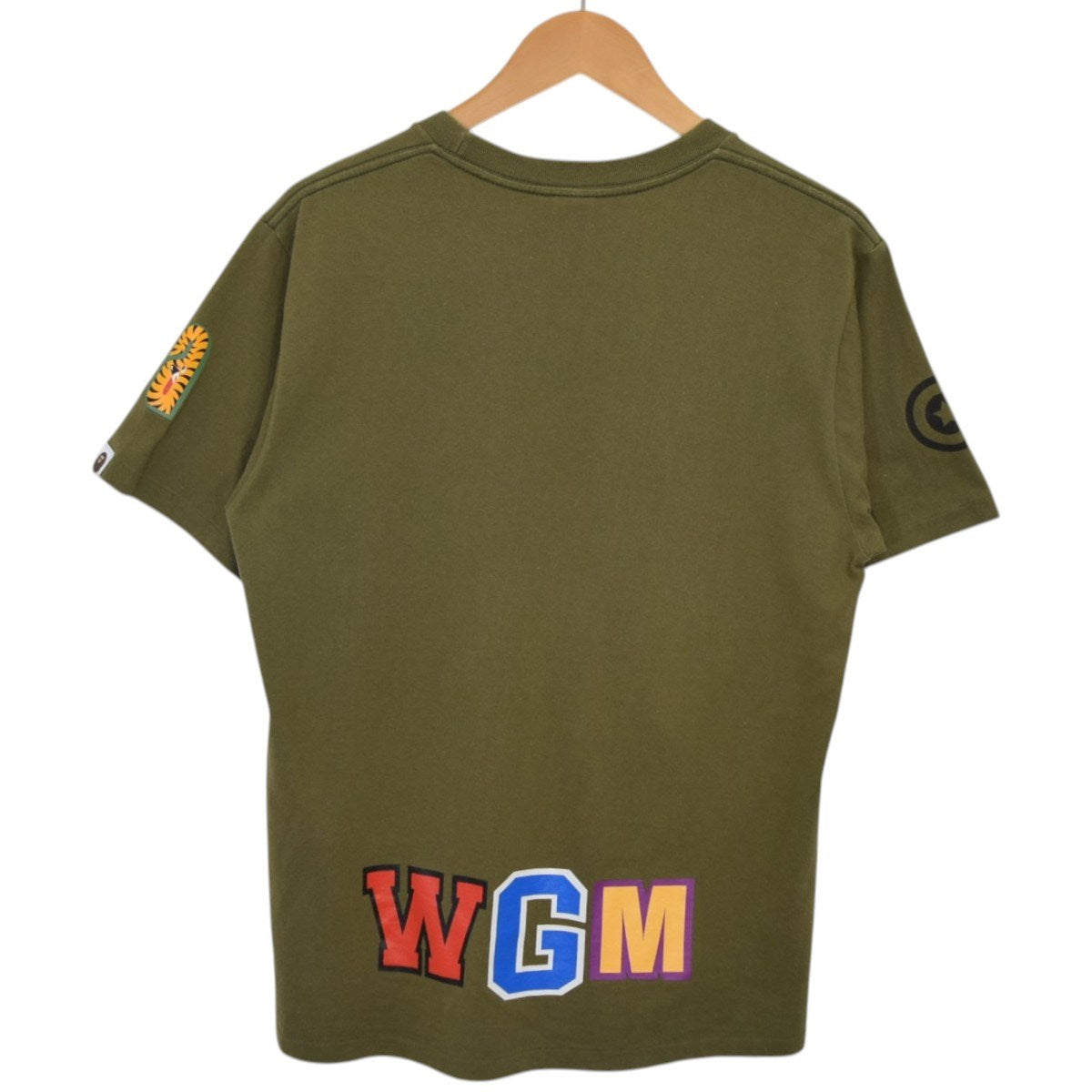 シャークTシャツ