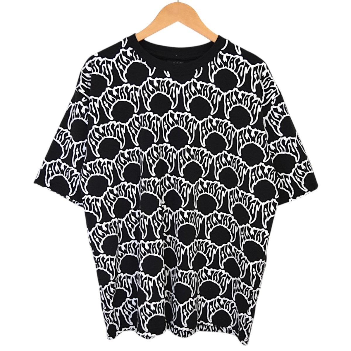 プリントTシャツ