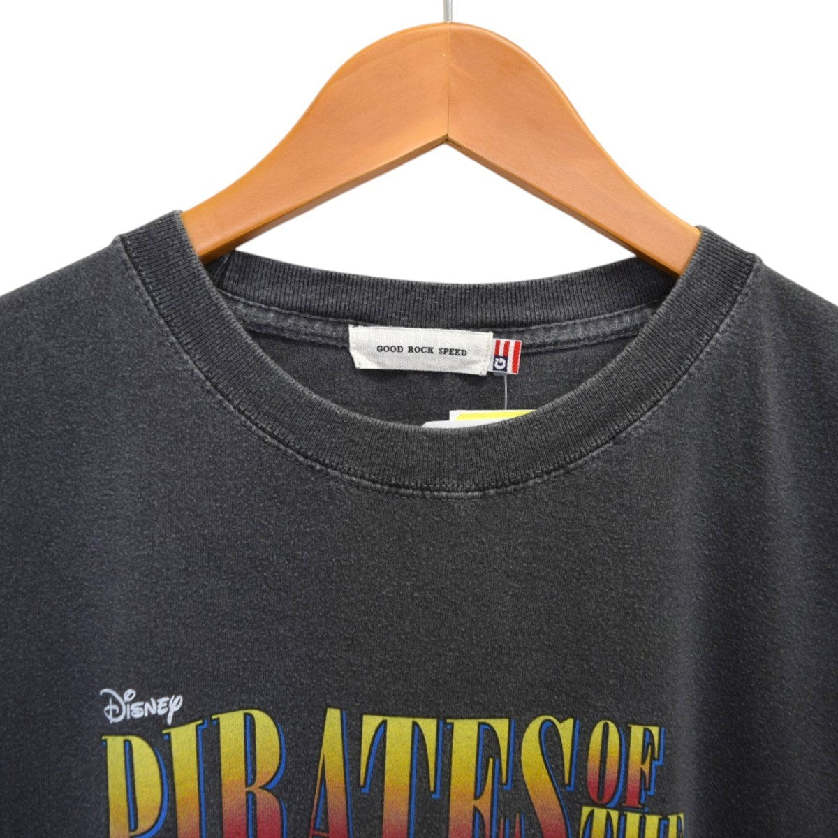 PIRATES OF THE CARIBBENパイレーツオブカリビアン プリントTシャツ
