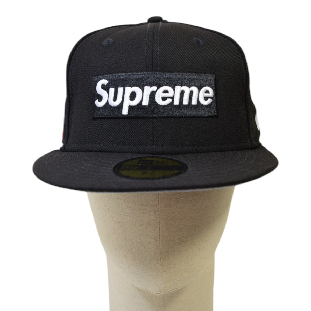 Supreme(シュプリーム) World Famous Box Logo New Eraキャップ