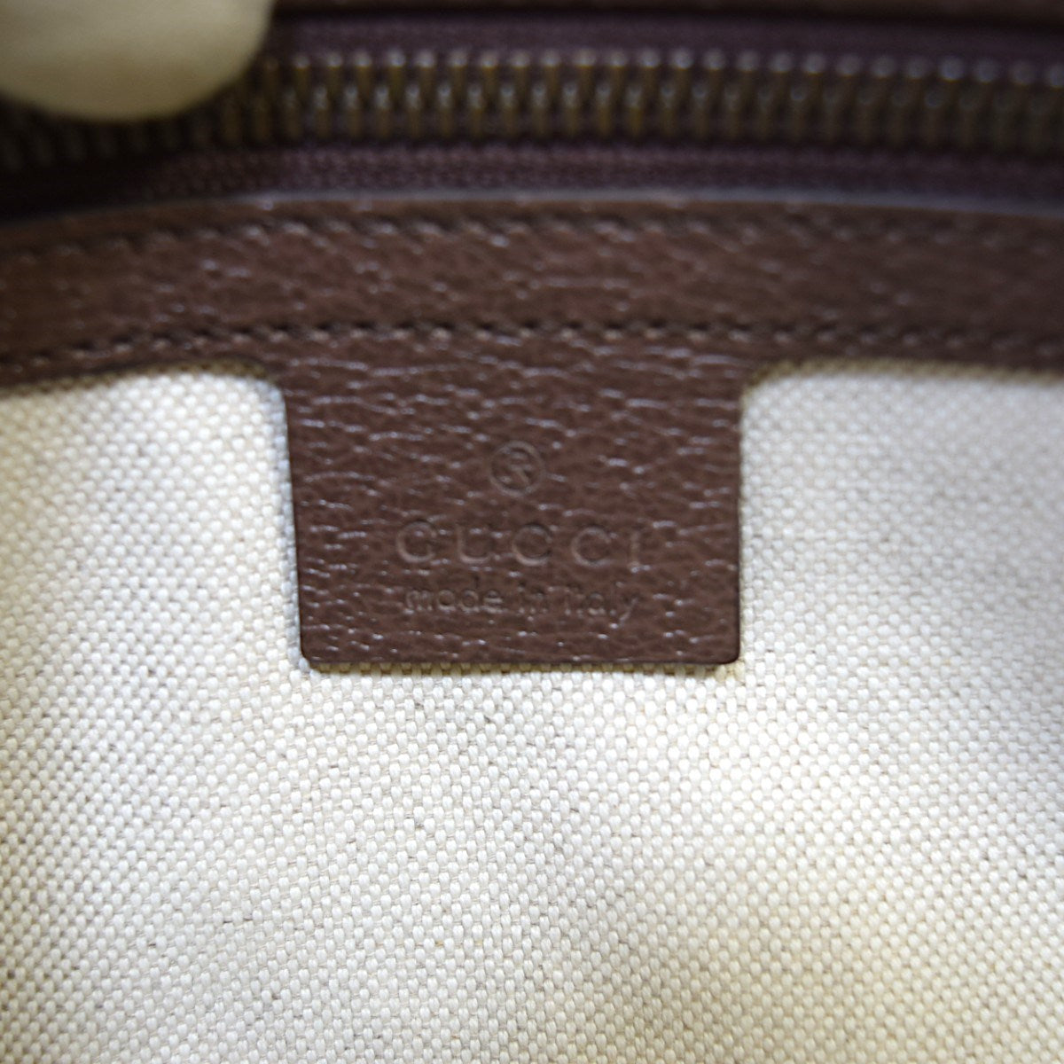 GUCCI(グッチ) オフディアGG ボディバッグ574796 520981 574796 520981