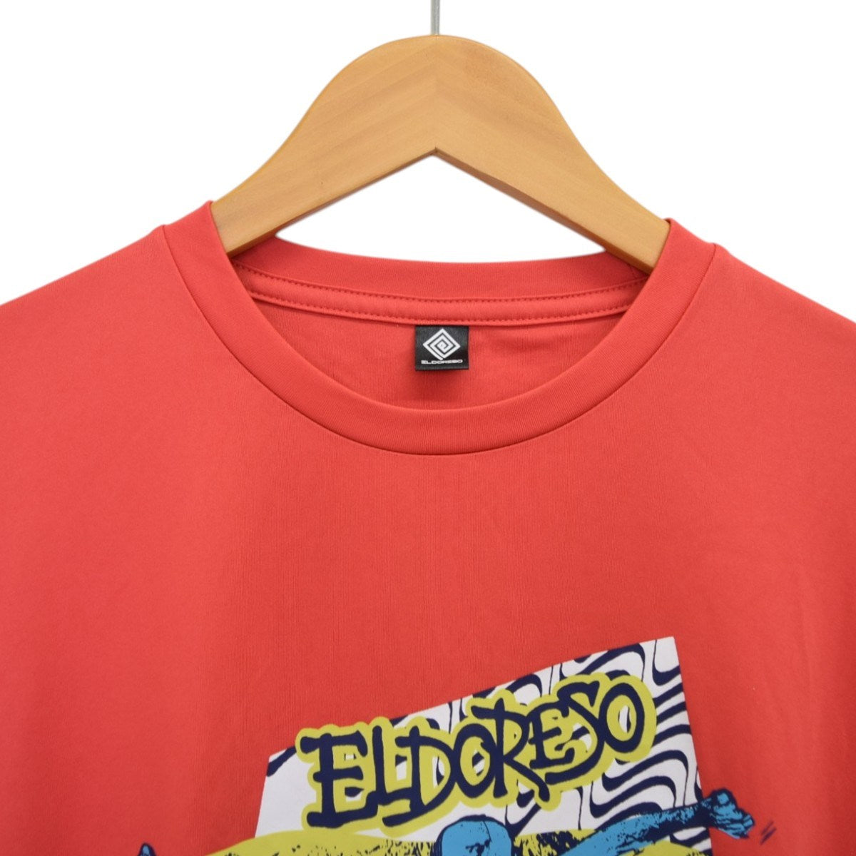 Showbit TeeプリントTシャツE1004410