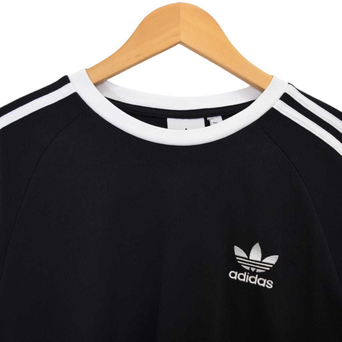 adidas originals アディカラー クラシックス スリーストライプス 長袖TシャツIA4877 古着・中古-3枚目のアイテム画像