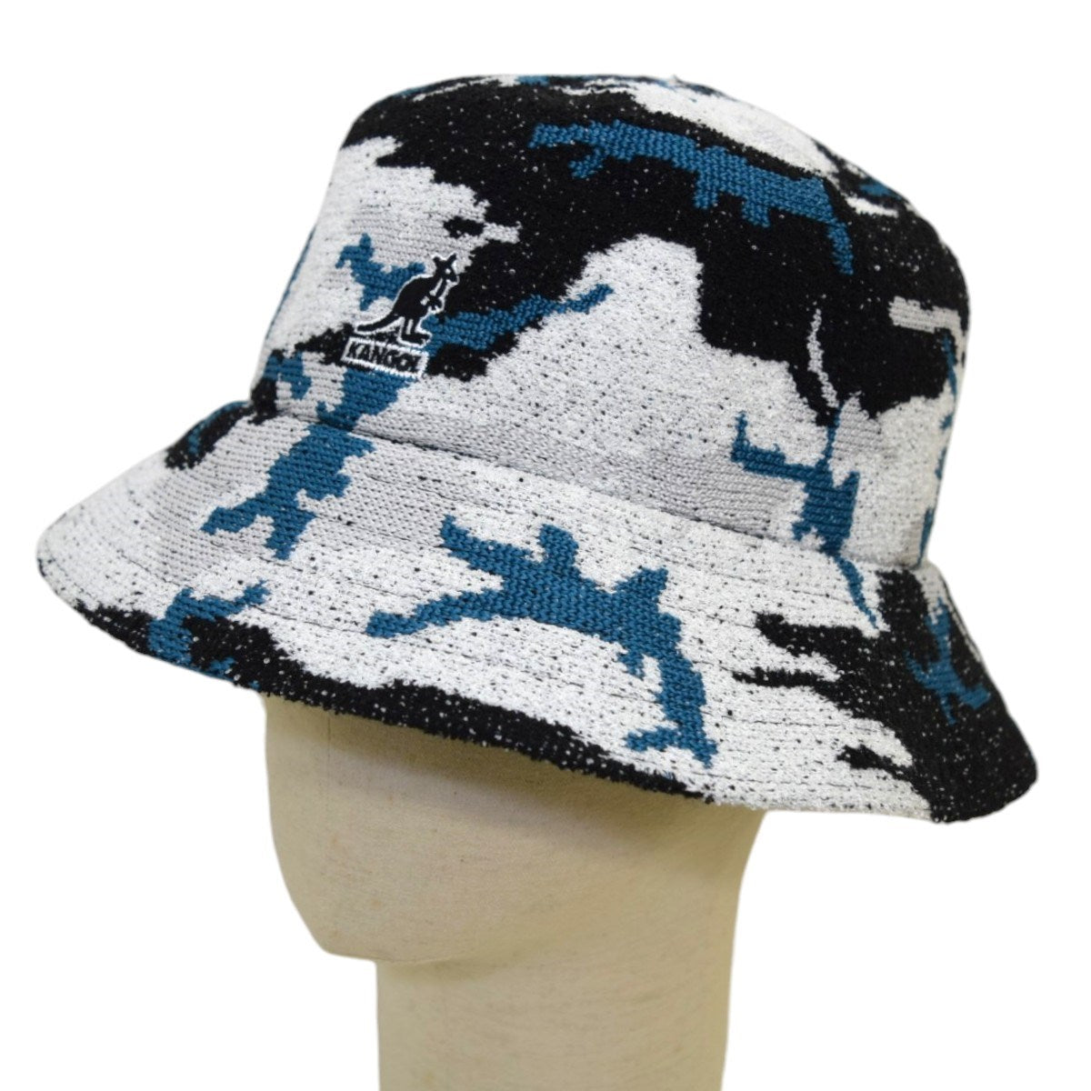 X-LARGE×KANGOL Camo Bermuda Bucketパイル地カモバケットハット101242051009 古着・中古-1枚目のアイテム画像