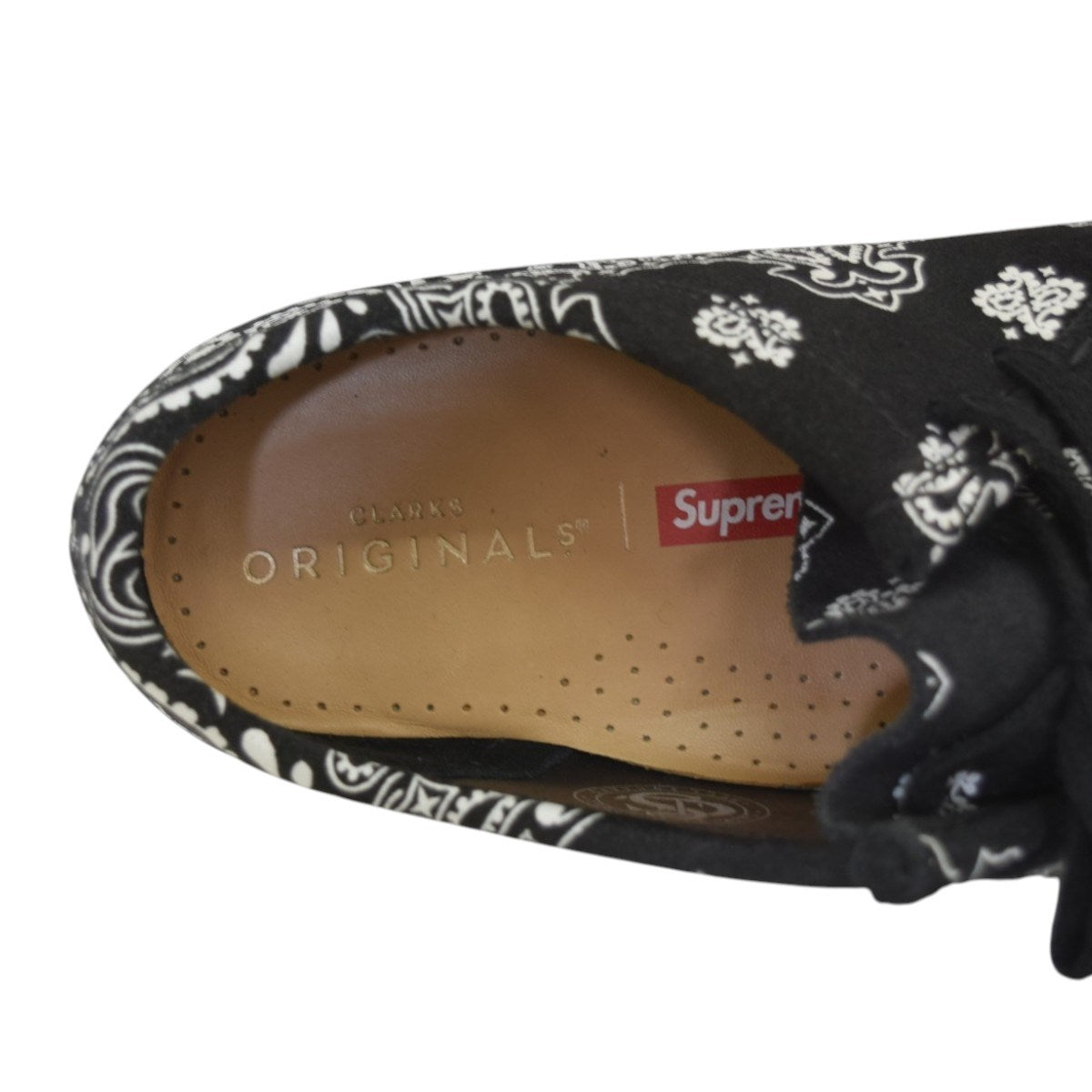 Supreme×CLARKS BANDANA WALLABEEバンダナワラビー42426 42426