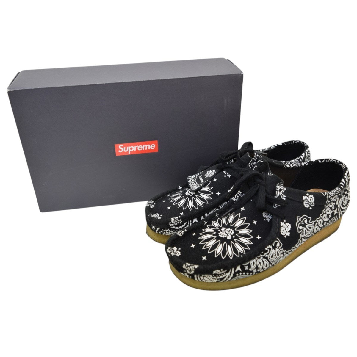 Supreme×CLARKS BANDANA WALLABEEバンダナワラビー42426 42426