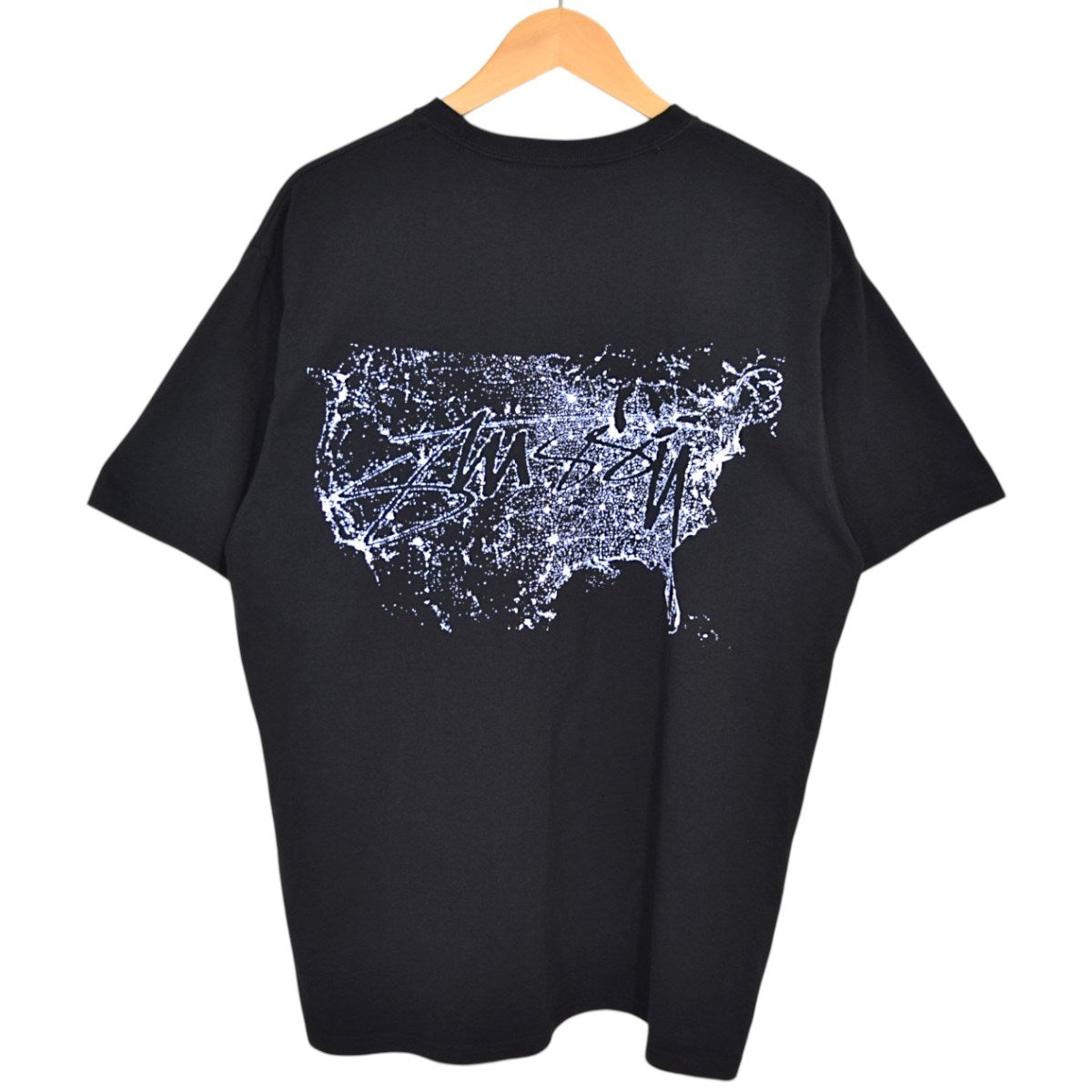 NIGHT LIGHTS TEEプリントTシャツ