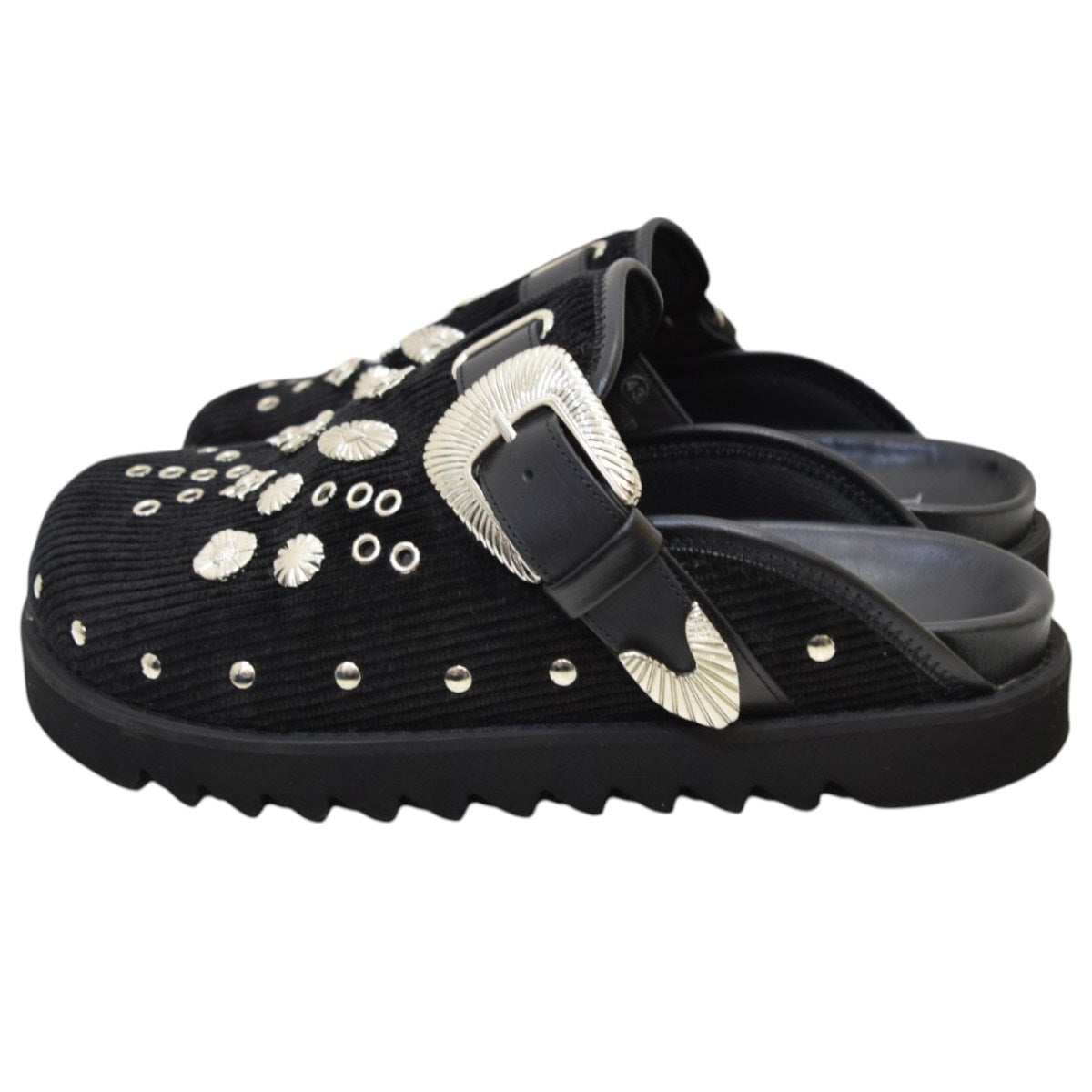 EYELET METAL SABOT SLIP-ON LOAFERアイレットメタル サボ