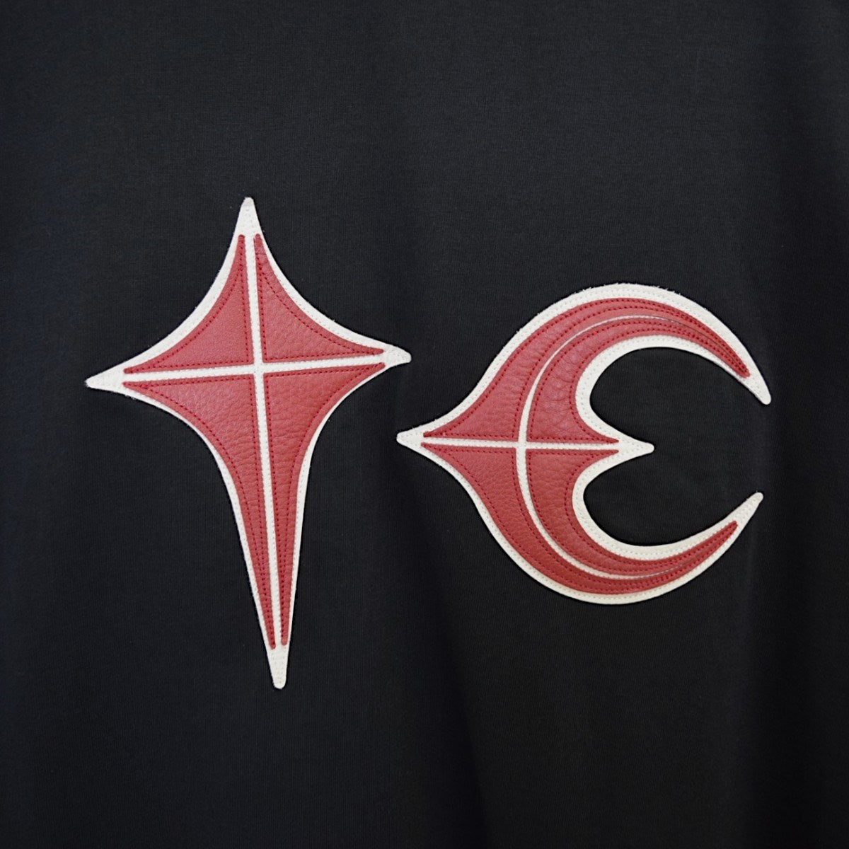 Rock T-Shirtカウレザーロゴ TシャツTC24TS0302