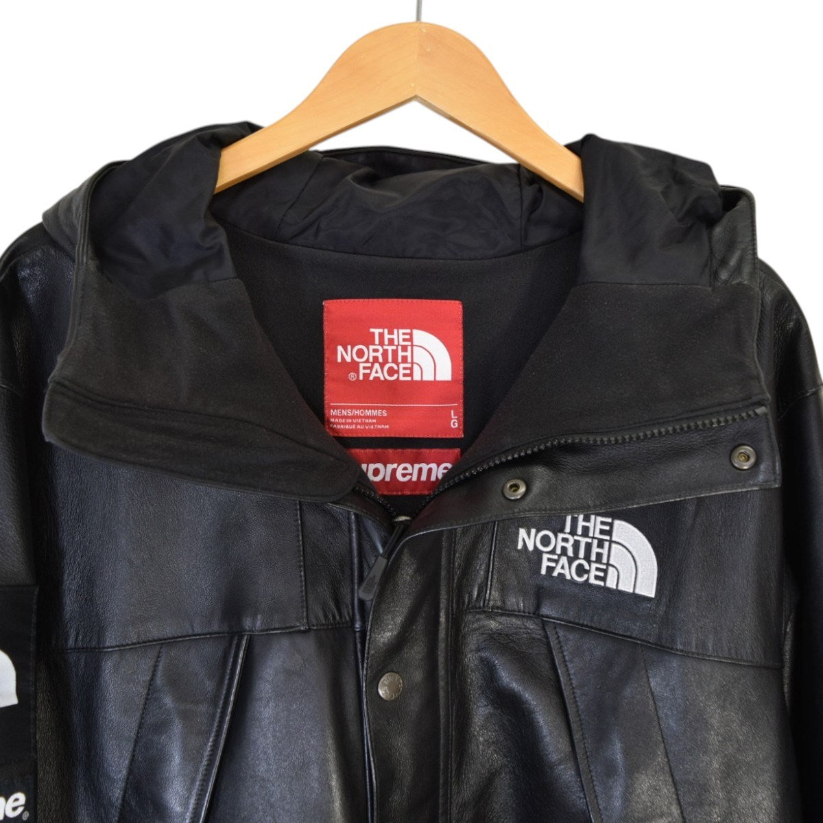 Leather Mountain ParkaレザーマウンテンパーカーNP61807I
