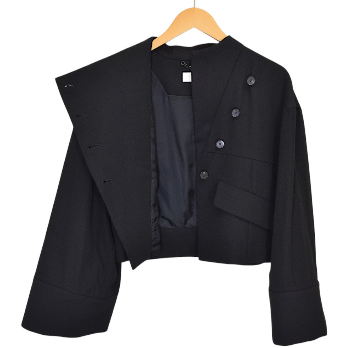 Helmina blousonクロップドブルゾン 2026AWAP2602-BK
