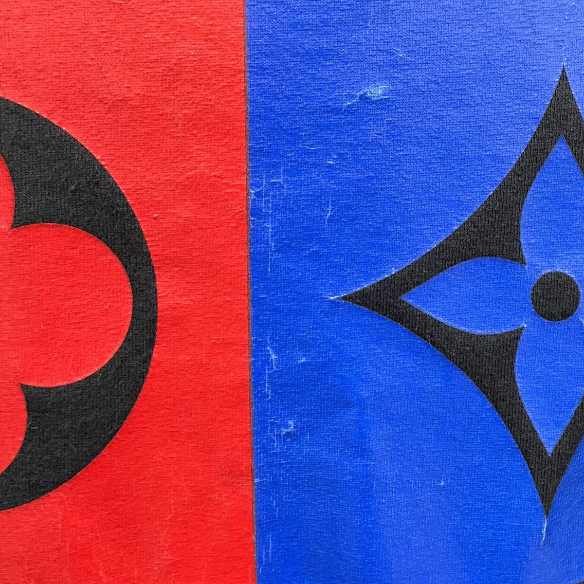 LOUIS VUITTON マルチロゴ モノグラム フラワー プリントT BACK FLOWER PRINT S／S TEE の古着・中古アイテム