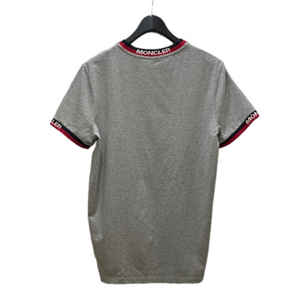 モンクレールのMAGLIA T-SHIRT ロゴリンガーTです。 MONCLER トップス 古着・中古アイテム