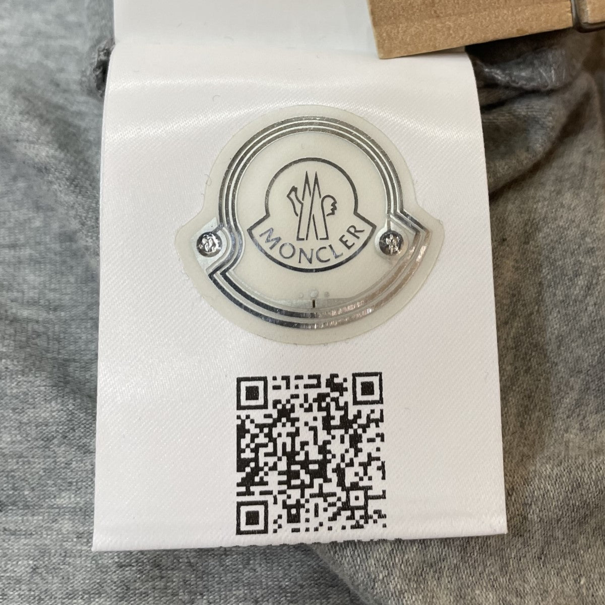 モンクレールのMAGLIA T-SHIRT ロゴリンガーTです。 MONCLER トップス 古着・中古アイテム
